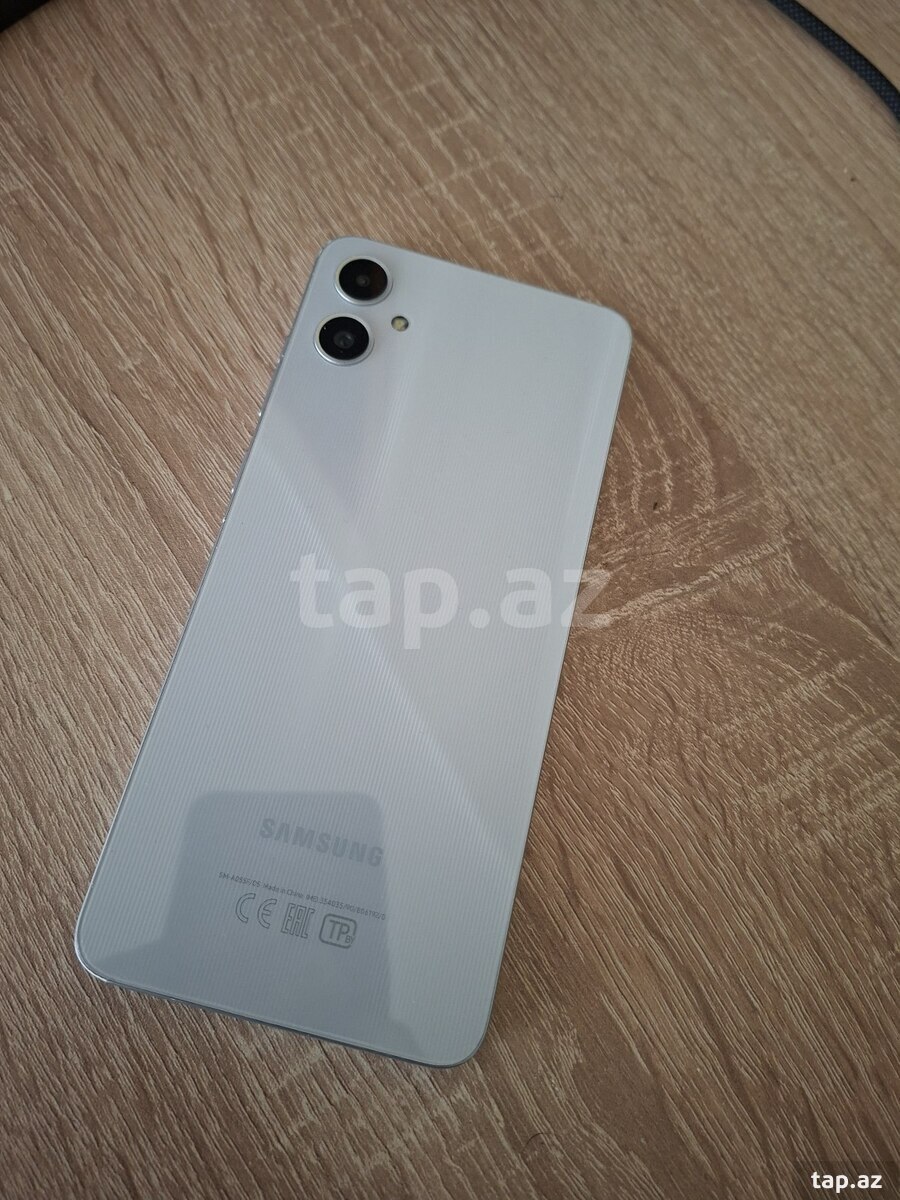 Samsung Galaxy A05 Silver 128GB/6GB (2)