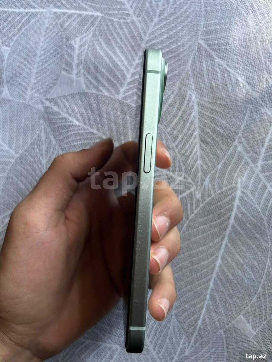 Apple iPhone 15 Green 128GB/6GB (3)
