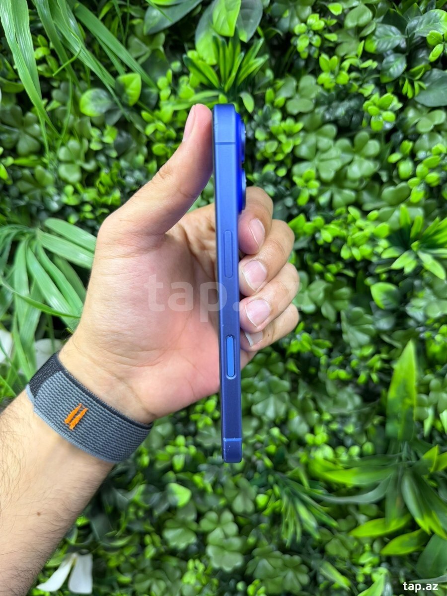 Apple iPhone 16 Ultramarine 128GB/8GB (4)