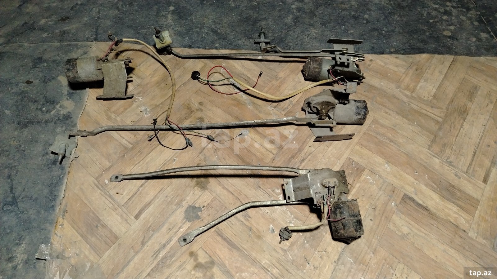 GAZ 24 ehtiyat hissələri  (13)