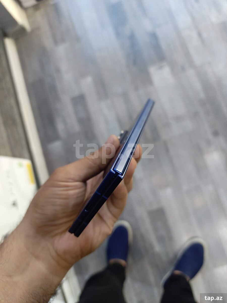Samsung Galaxy Z Fold 7 Blue Shadow 256GB/12GB (8)