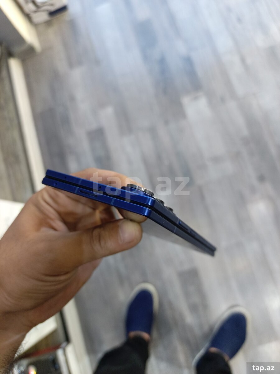 Samsung Galaxy Z Fold 7 Blue Shadow 256GB/12GB (10)