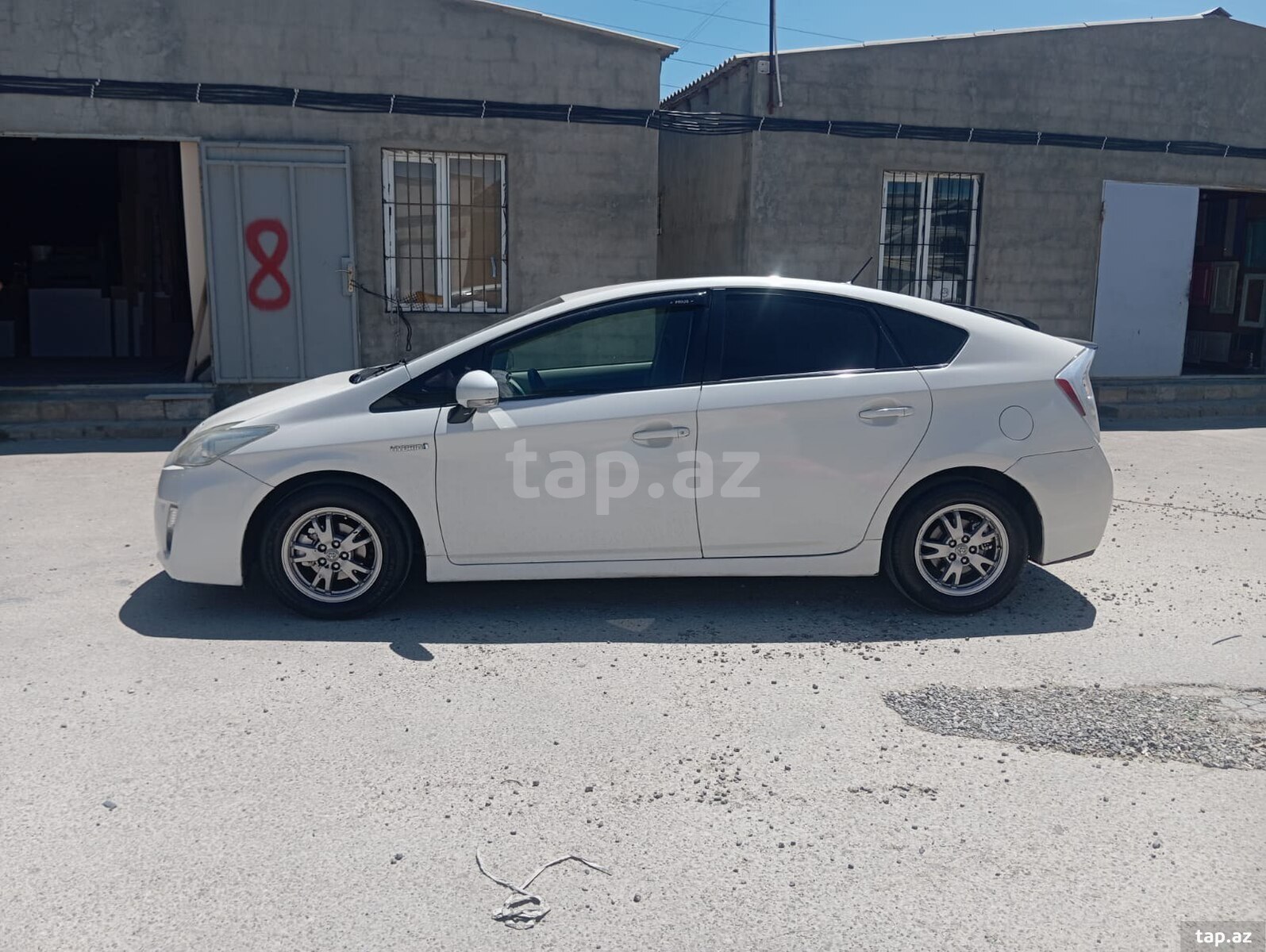 Toyota Prius, 2011 il (8)