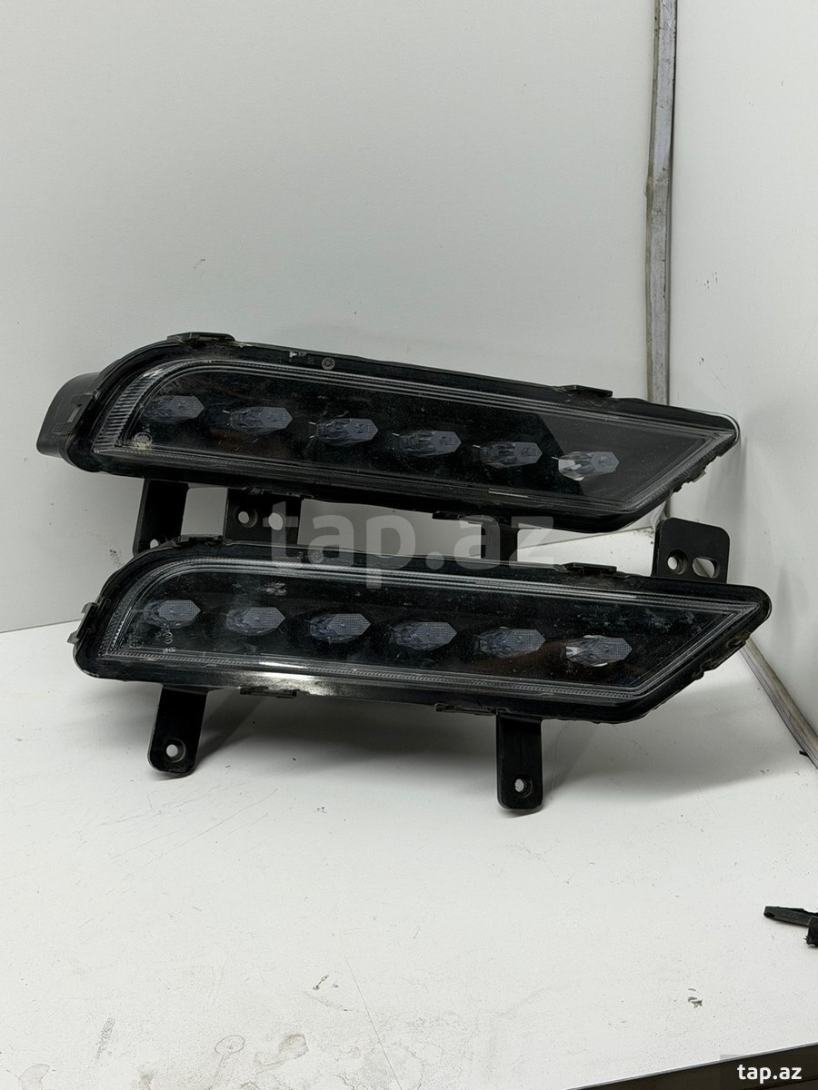 Bestune T70 farası (2)