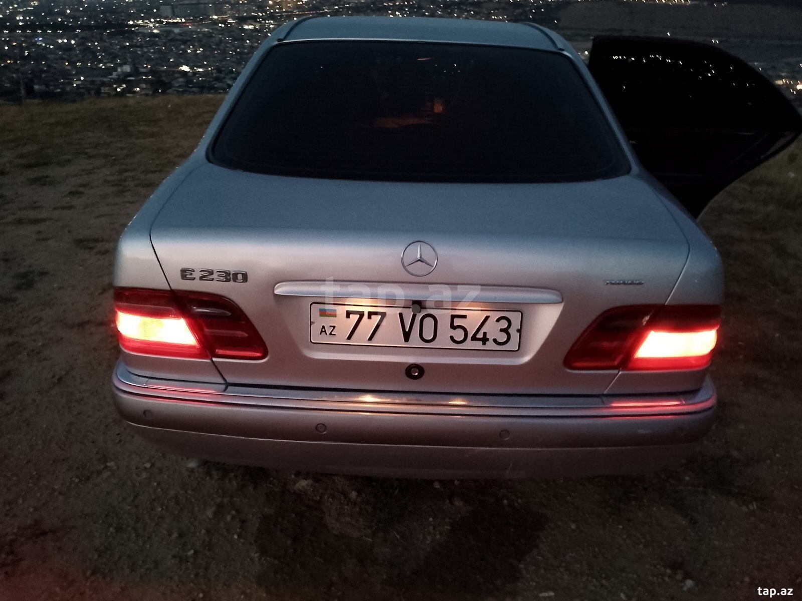 Mercedes E 230, 1997 il (3)