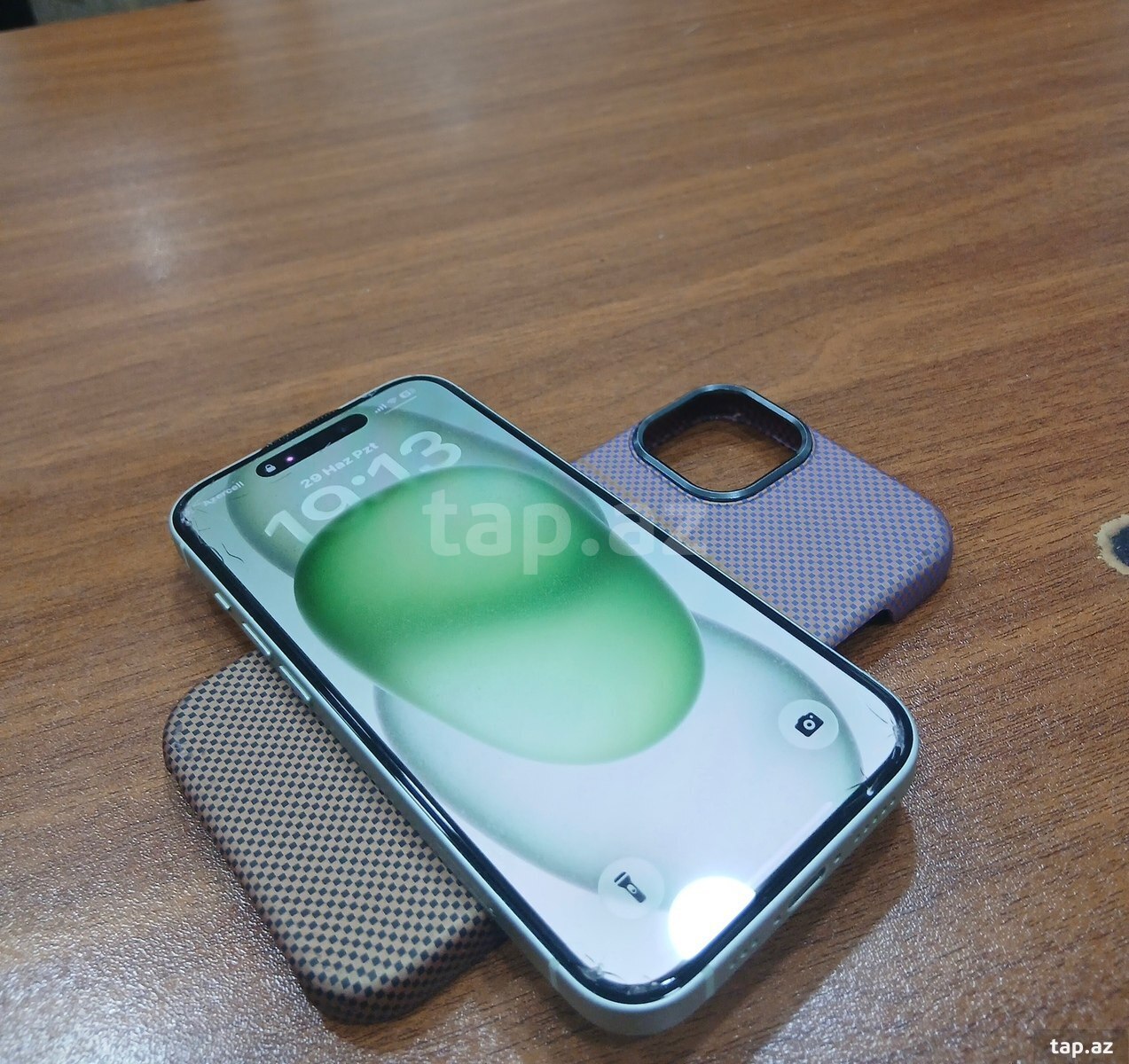 Apple iPhone 15 Green 128GB/6GB (3)