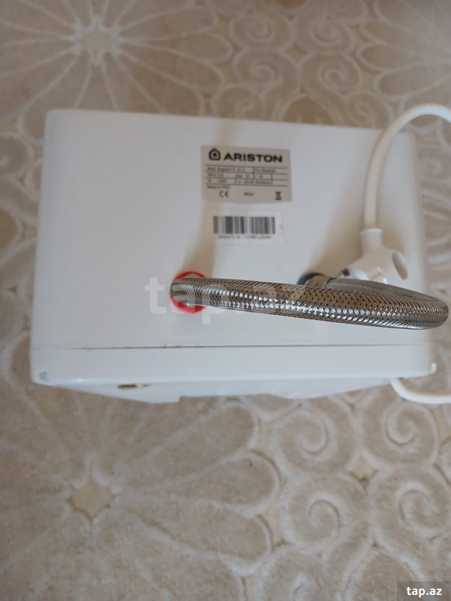 Su qızdırıcısı "Ariston" (2)