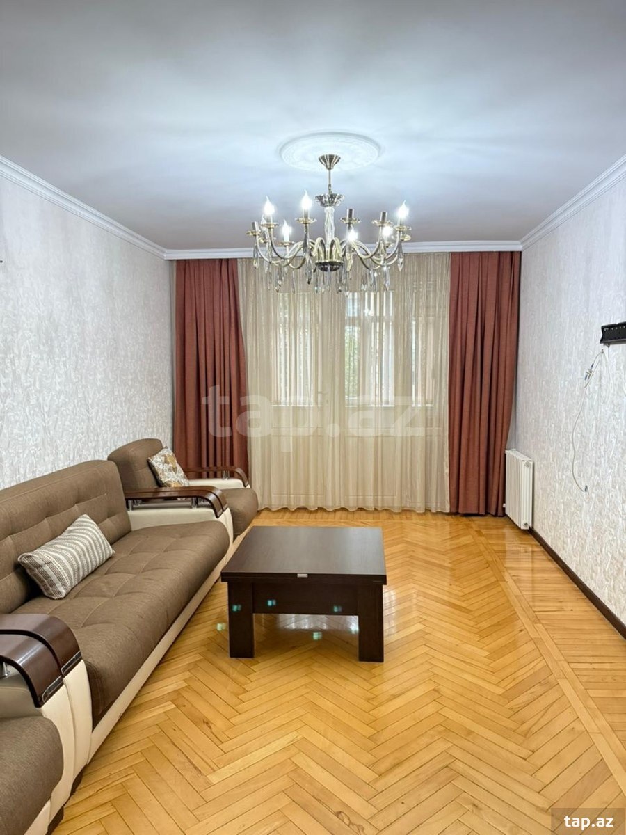 3-otaqlı mənzil, Elmlər Akademiyası m., 75 m²