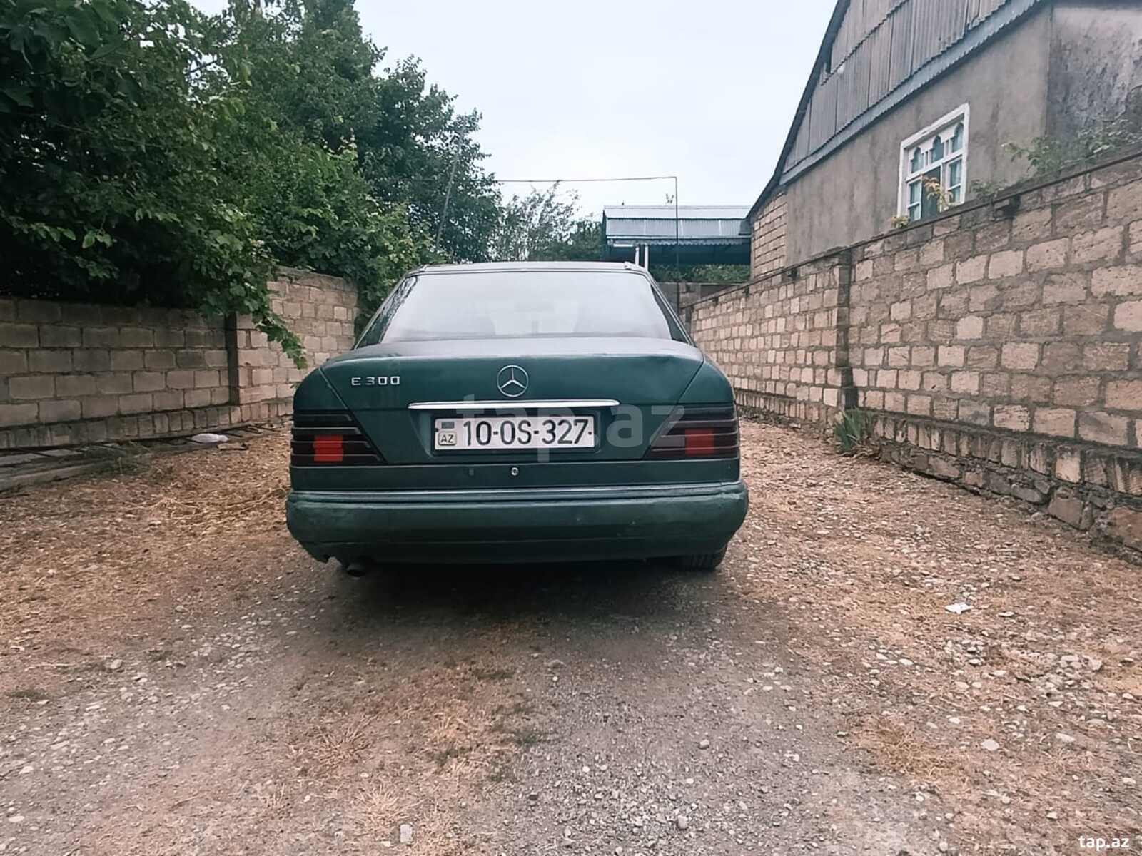Mercedes E 300, 1994 il (4)