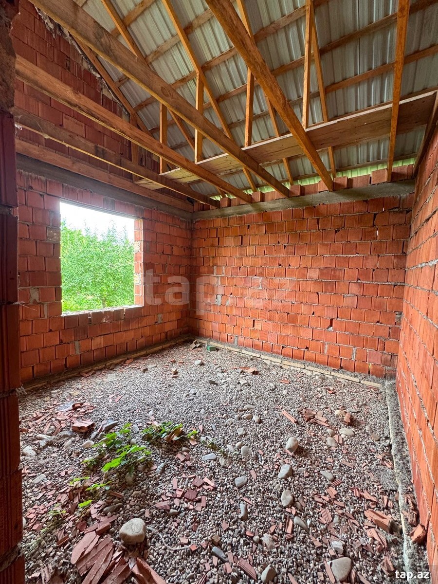 Həyət evi, Qusar r. (11)