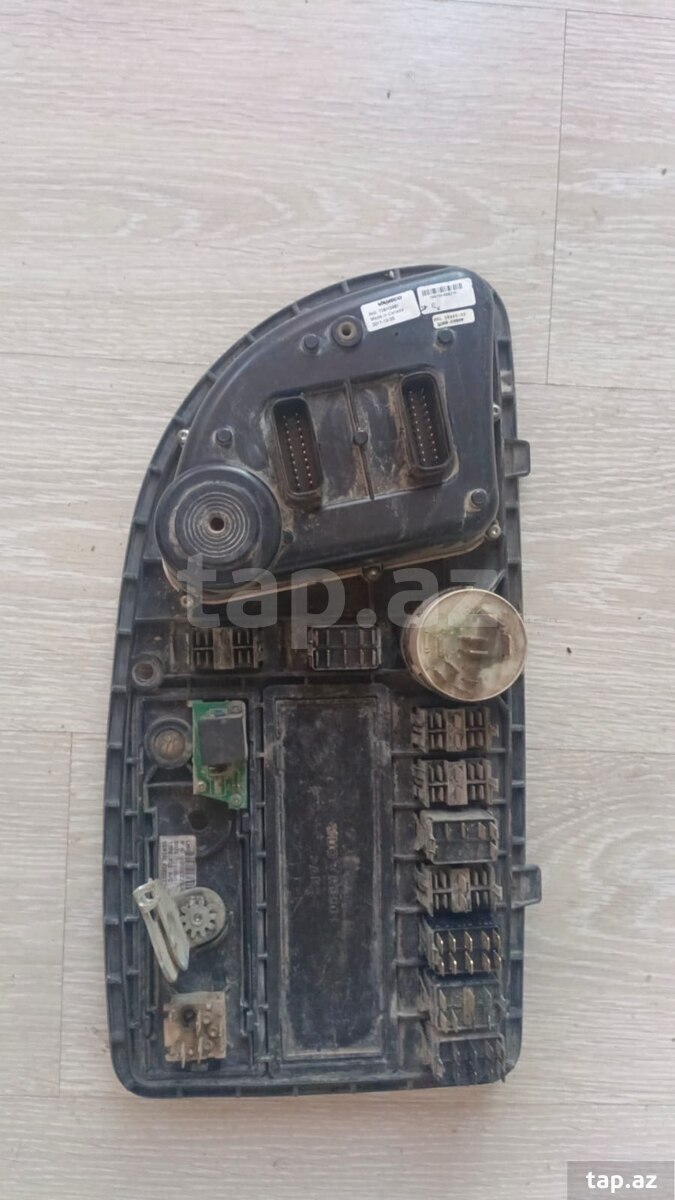 Jcb idarətmə paneli (2)