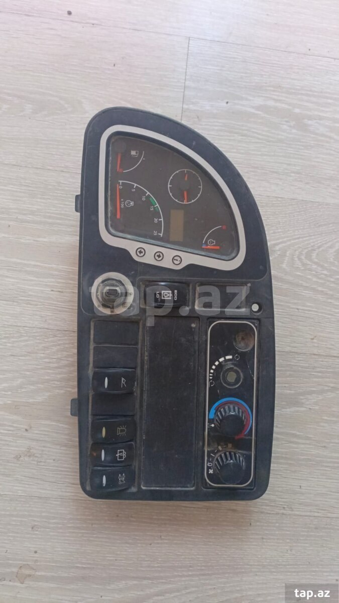 Jcb idarətmə paneli