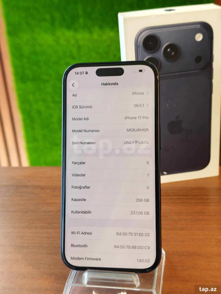 Apple iPhone 17 Pro Deep Blue 256GB/12GB (3)