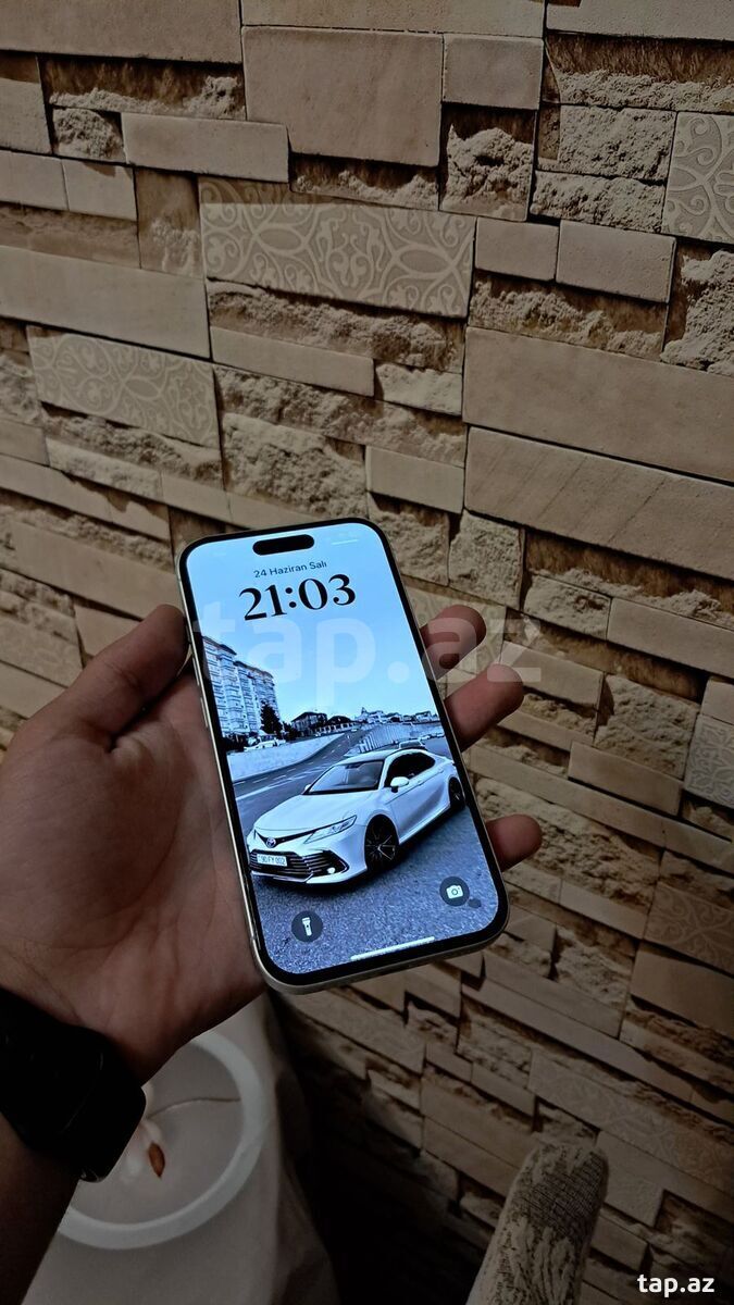 Apple iPhone 16 White 128GB/8GB