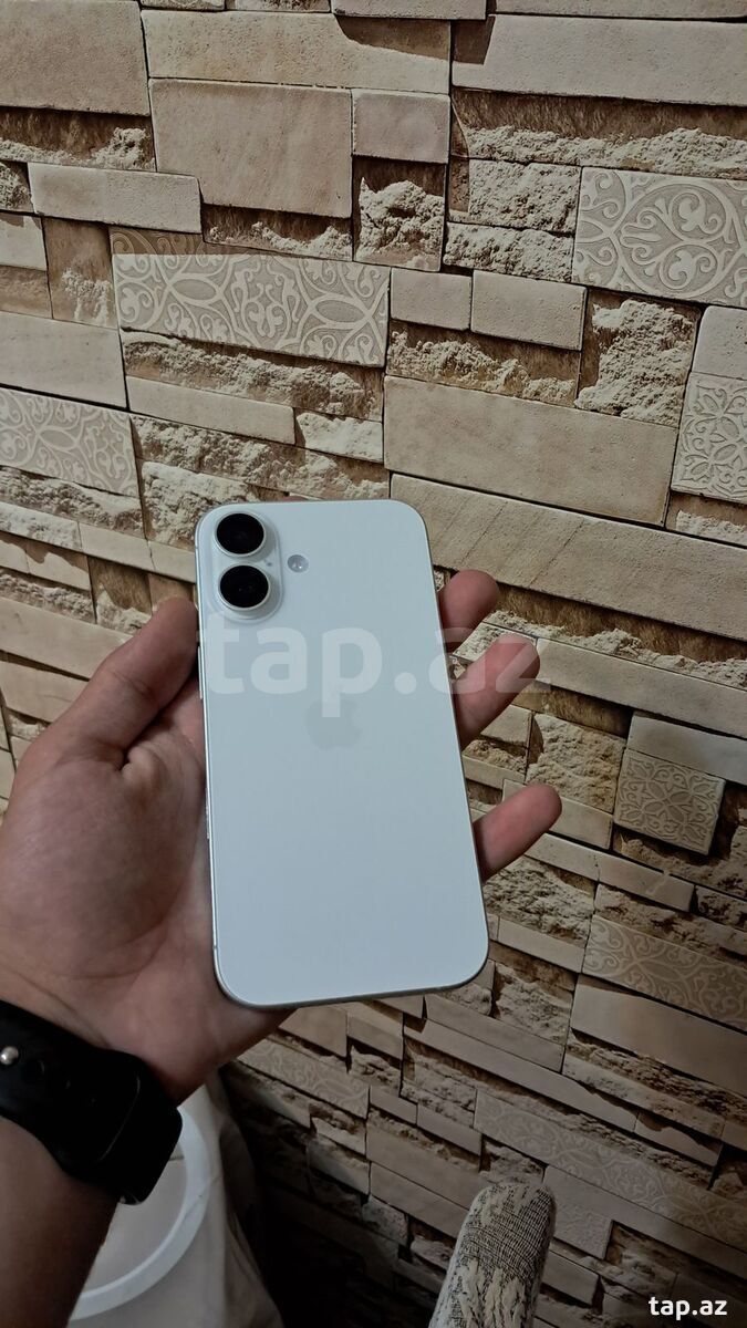 Apple iPhone 16 White 128GB/8GB (2)