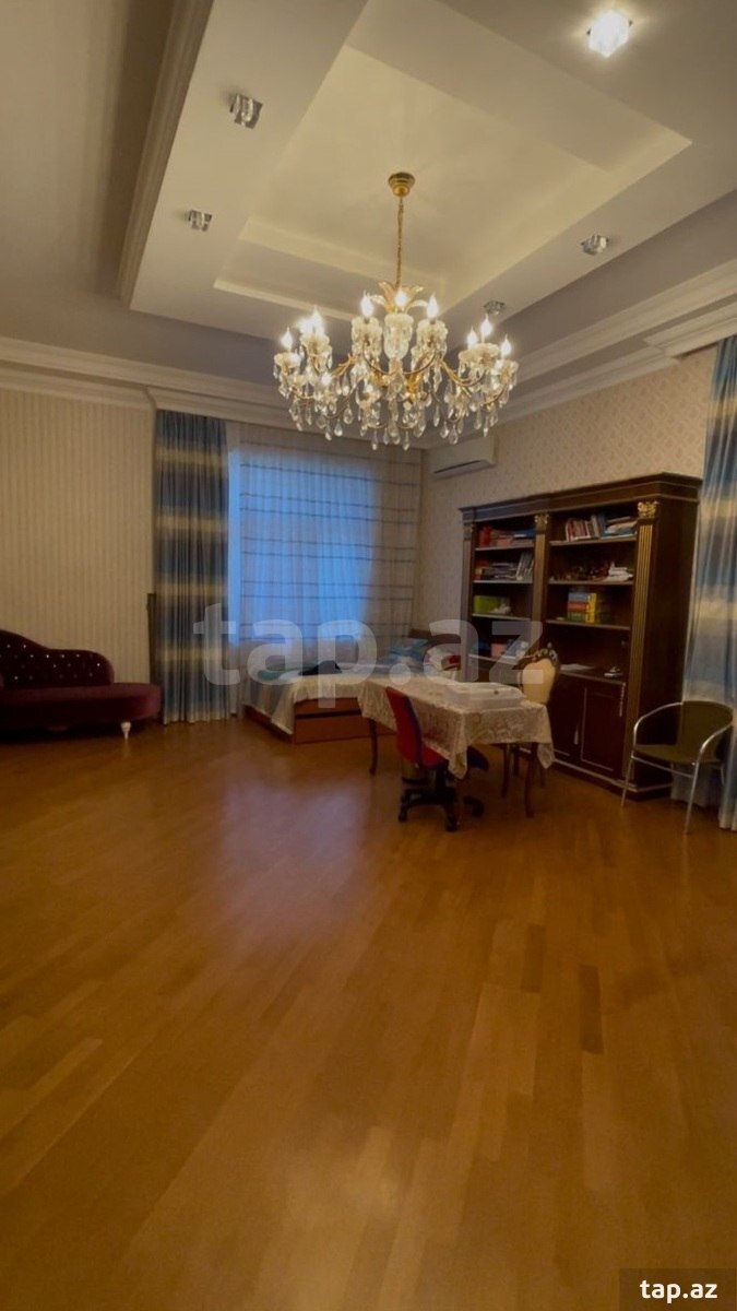 Villa kirayə verilir, Novxanı qəs. (25)