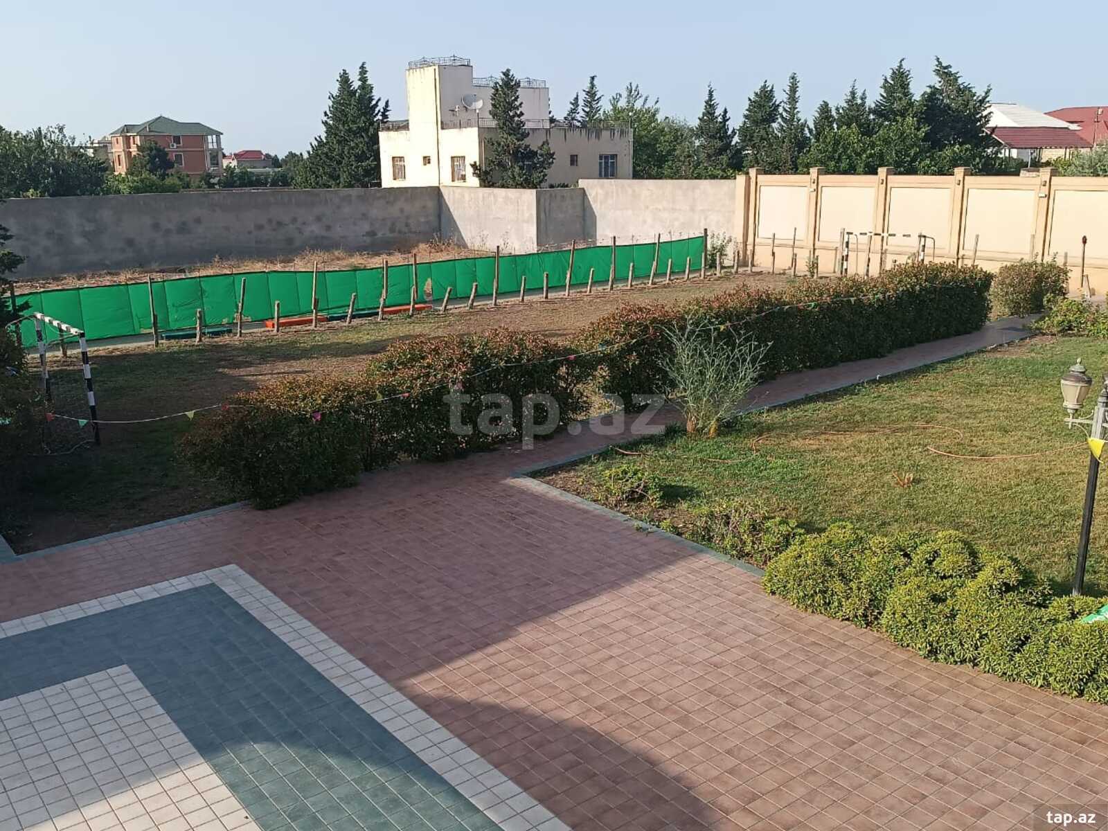 Villa kirayə verilir, Novxanı qəs. (12)