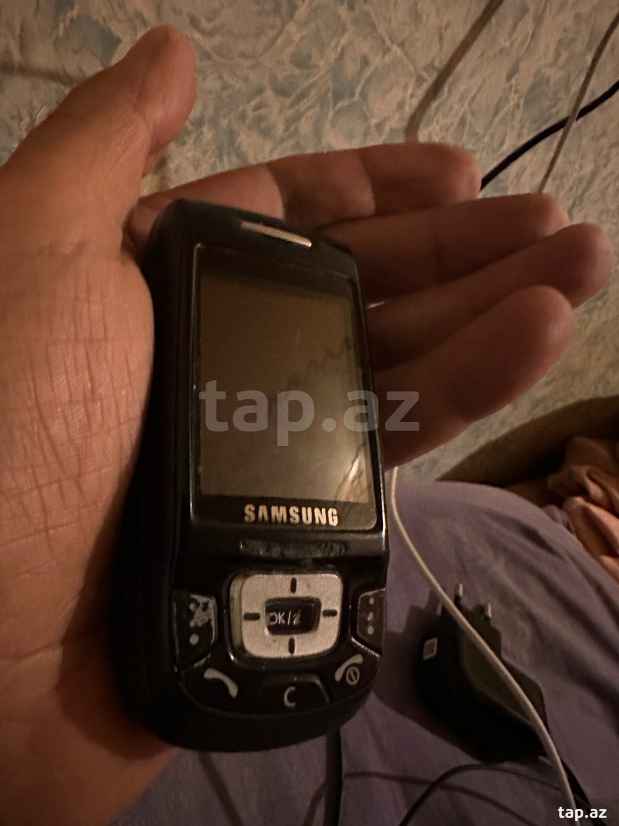 Samsung D500