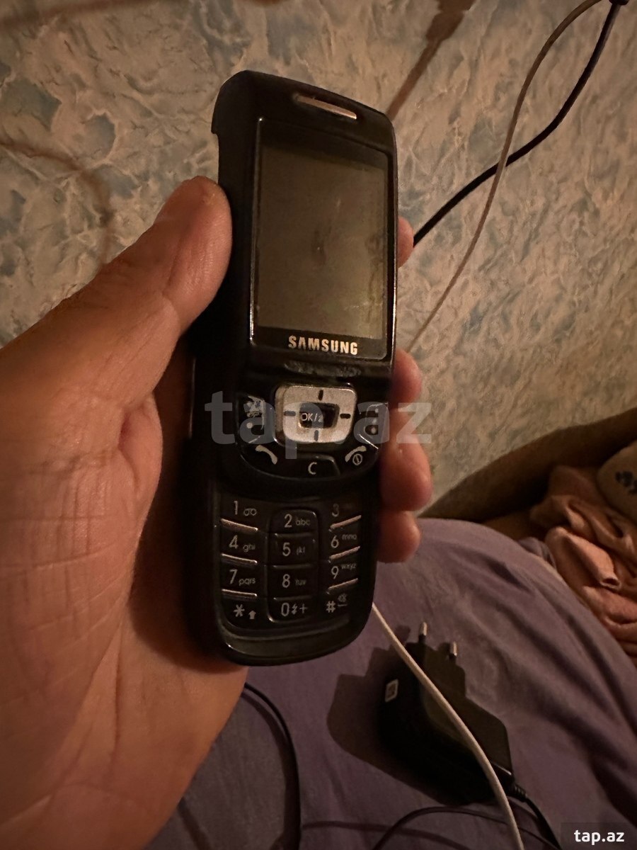 Samsung D500 (2)