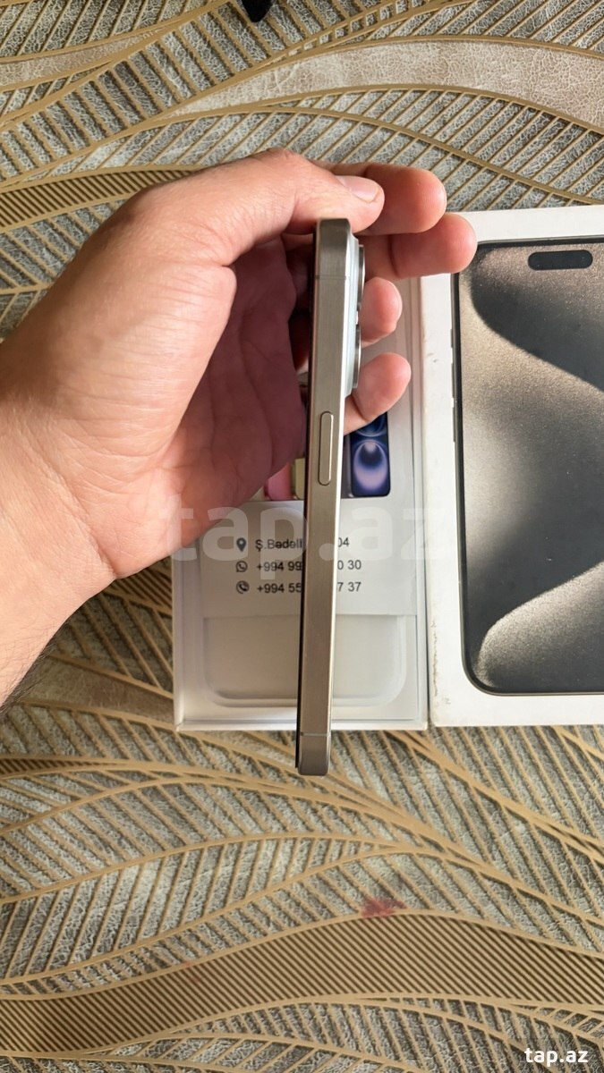 Apple iPhone 15 Pro Natural Titanium 128GB/8GB (2)