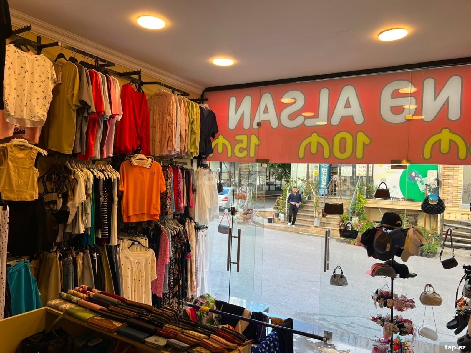 Obyekt, AAAF yaşayış kompleksi (2)