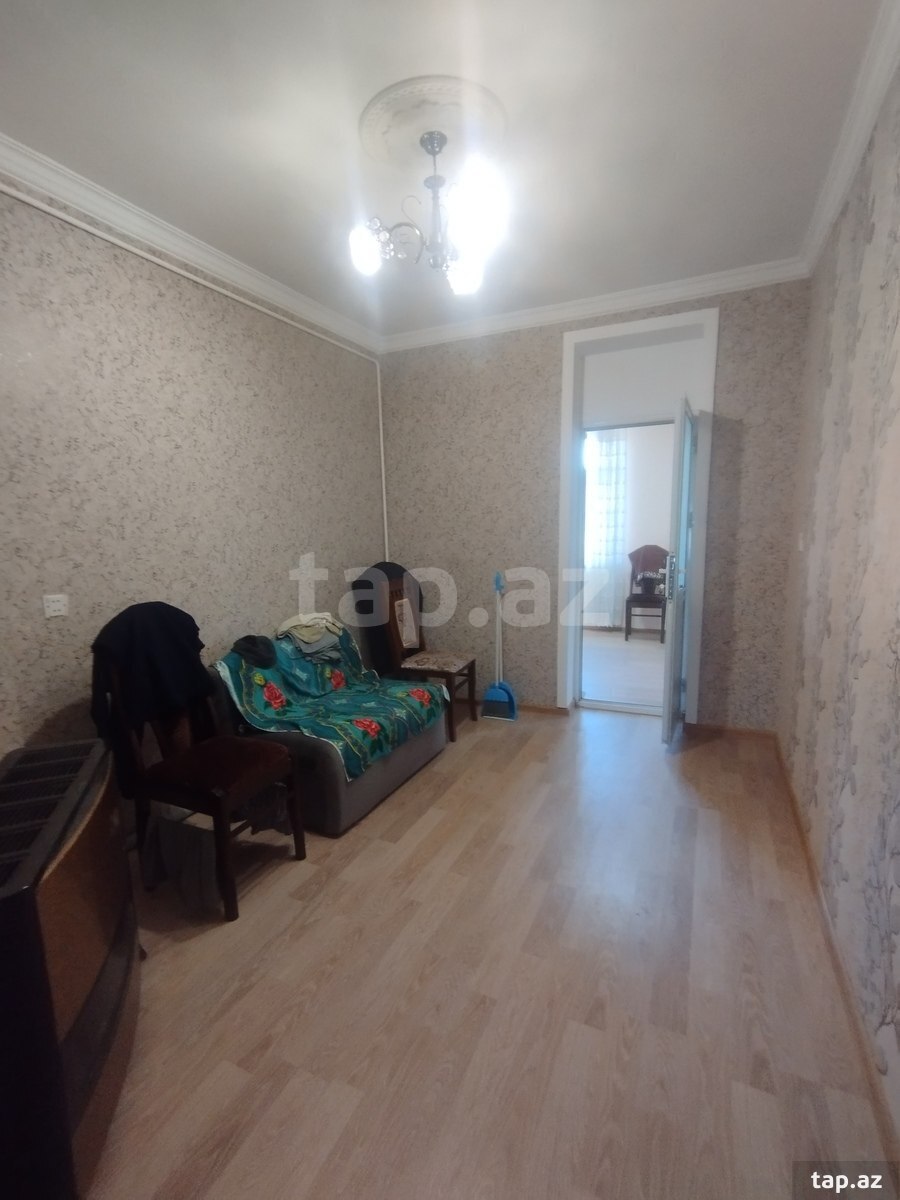 2-otaqlı mənzil, Şəki ş., 68 m²