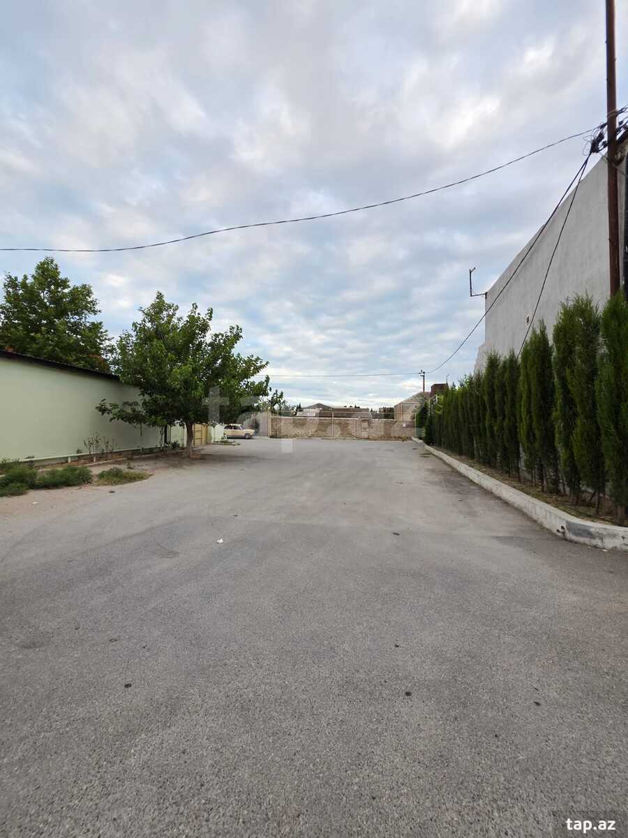 Torpaq satılır, Şüvəlan, Bakı