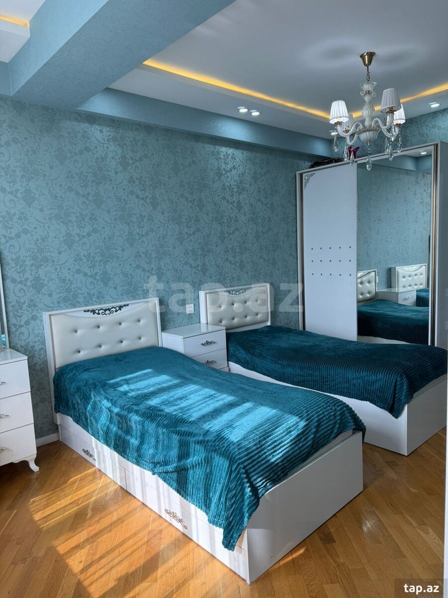 4-otaqlı yeni tikili, Xırdalan ş., 130 m²
