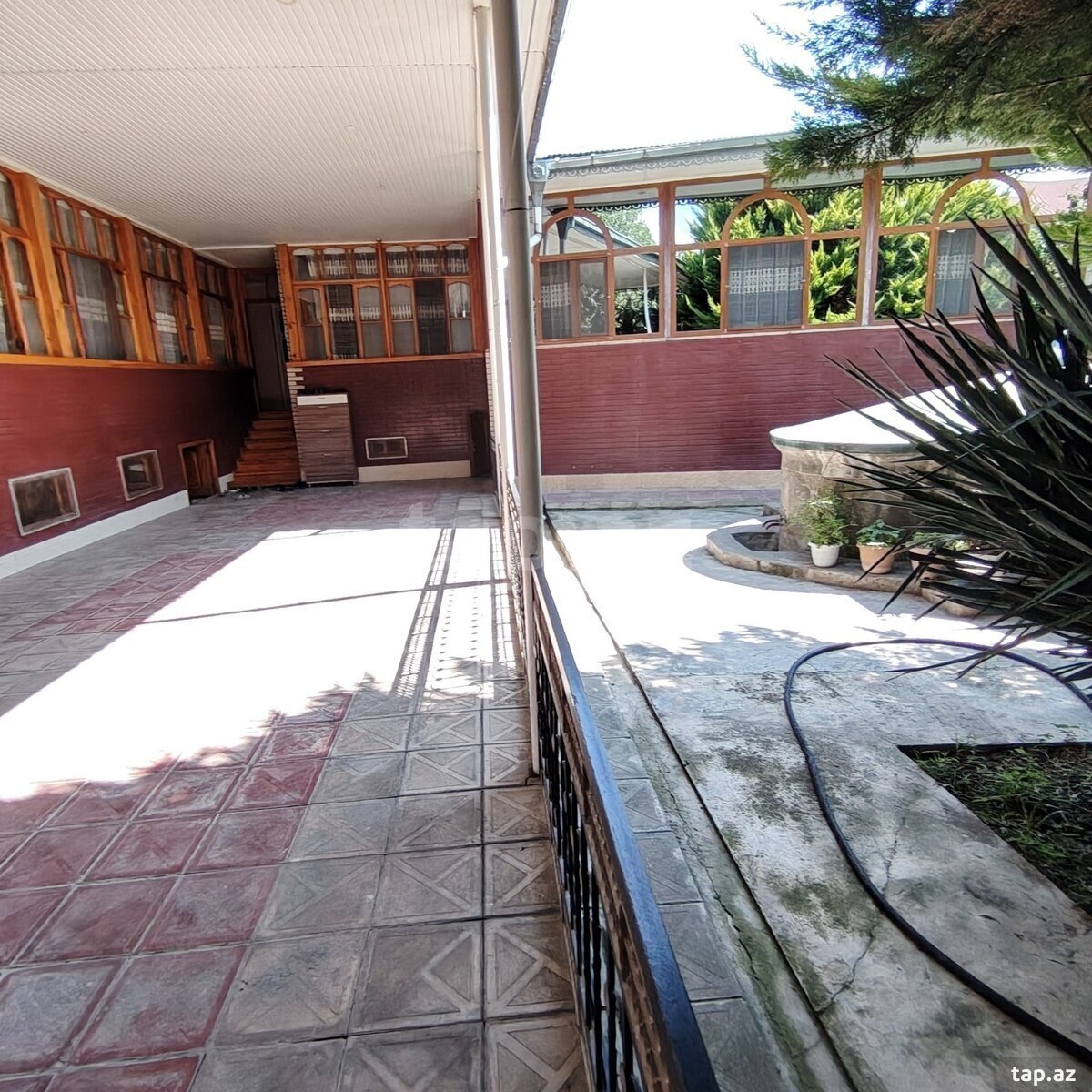 Həyət evi, Şəki ş.