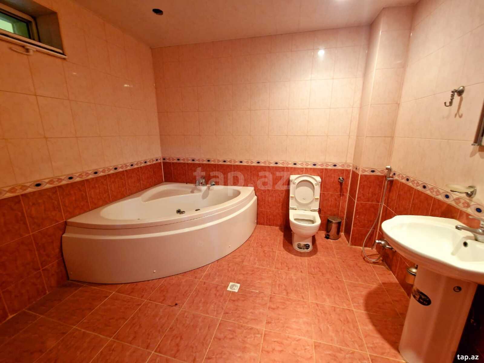 Bağ evi kirayə verilir, Pirşağı qəs.