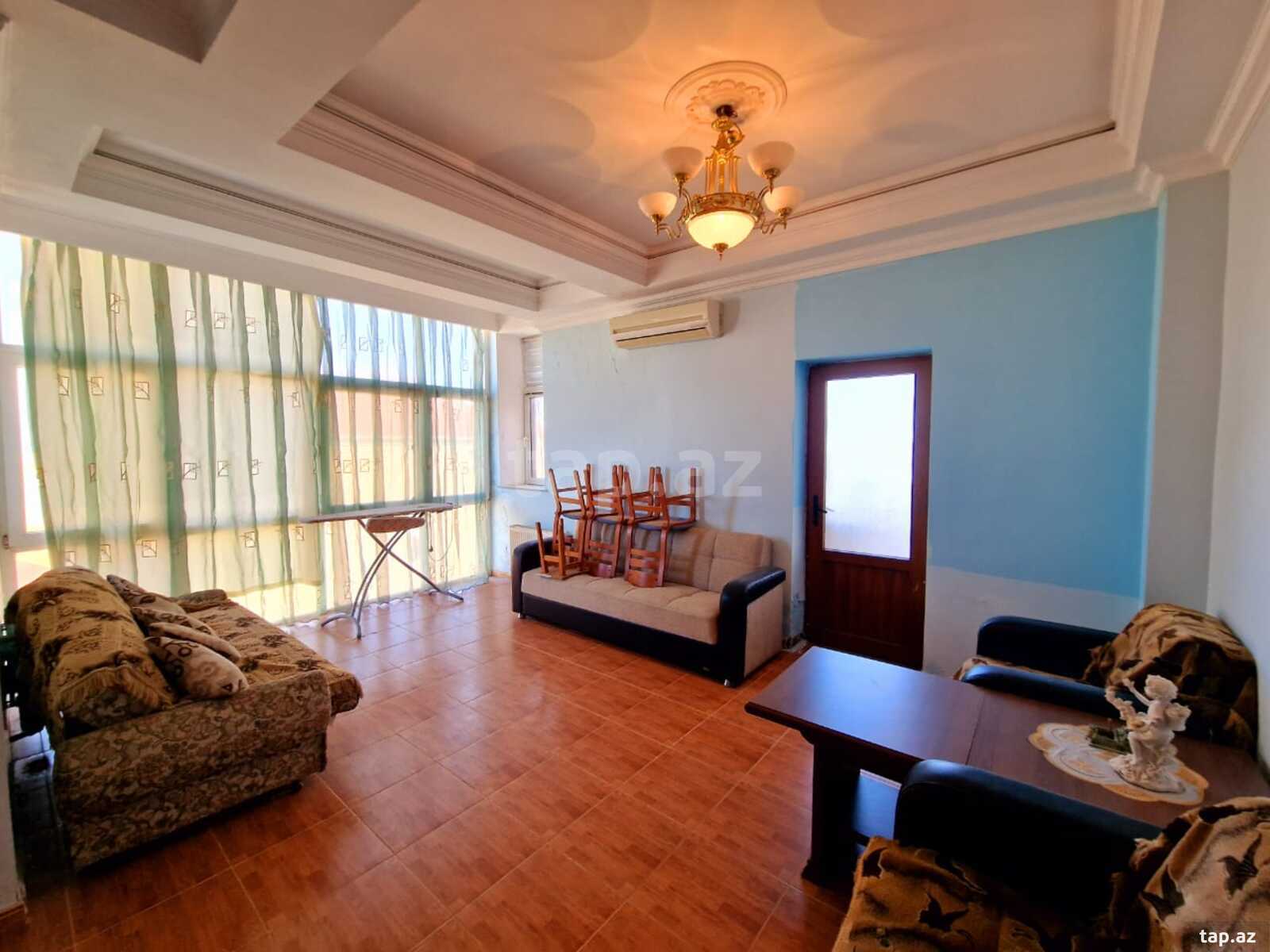 Bağ evi kirayə verilir, Pirşağı qəs.