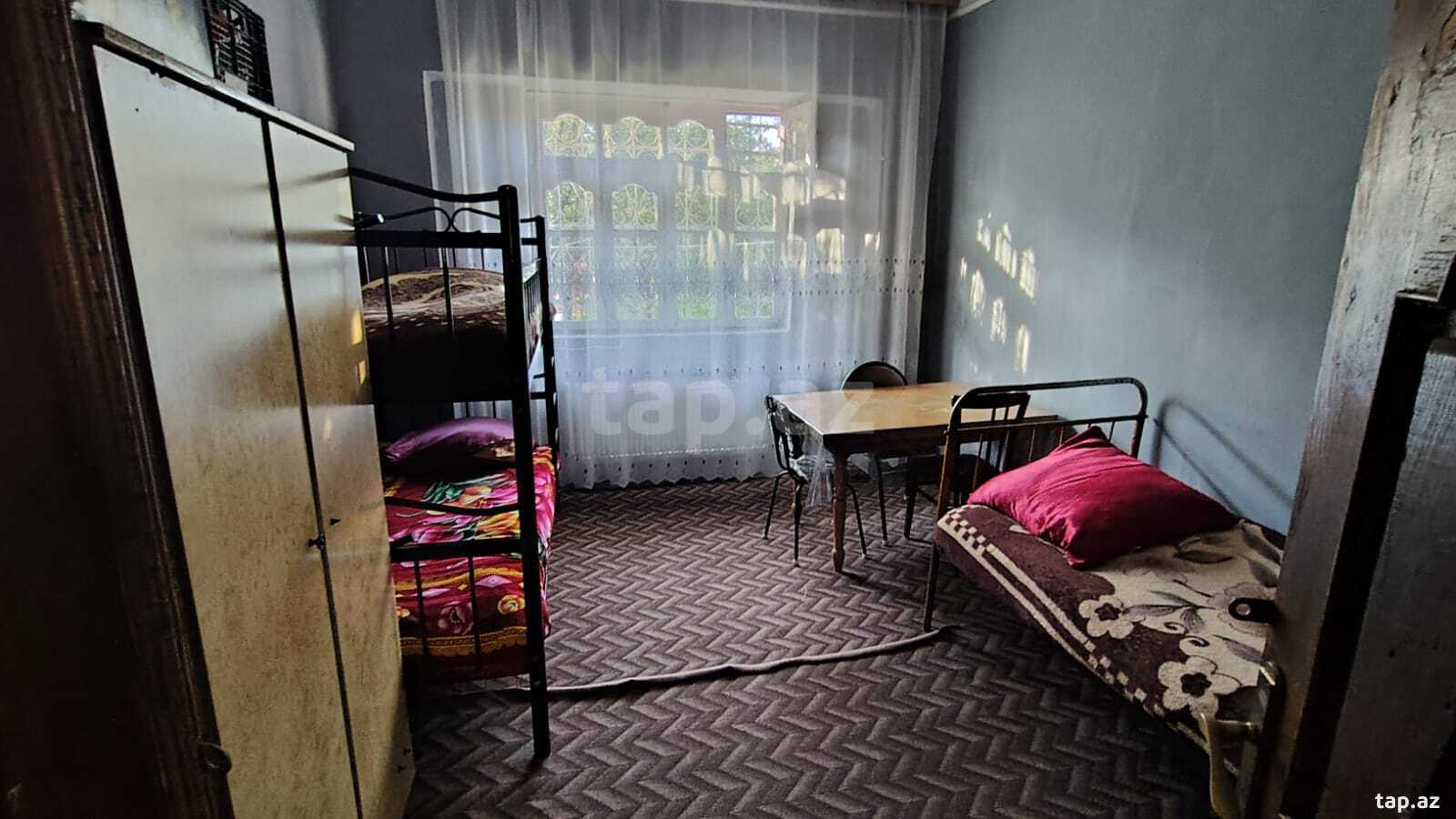 3-otaqlı mənzil kirayə verilir, Quba ş., 100 m²