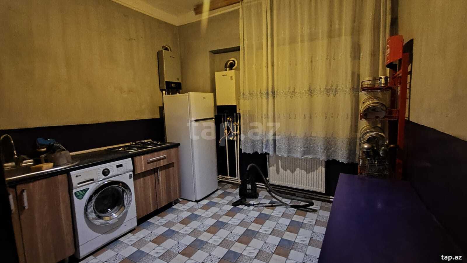 3-otaqlı mənzil kirayə verilir, Quba ş., 100 m²