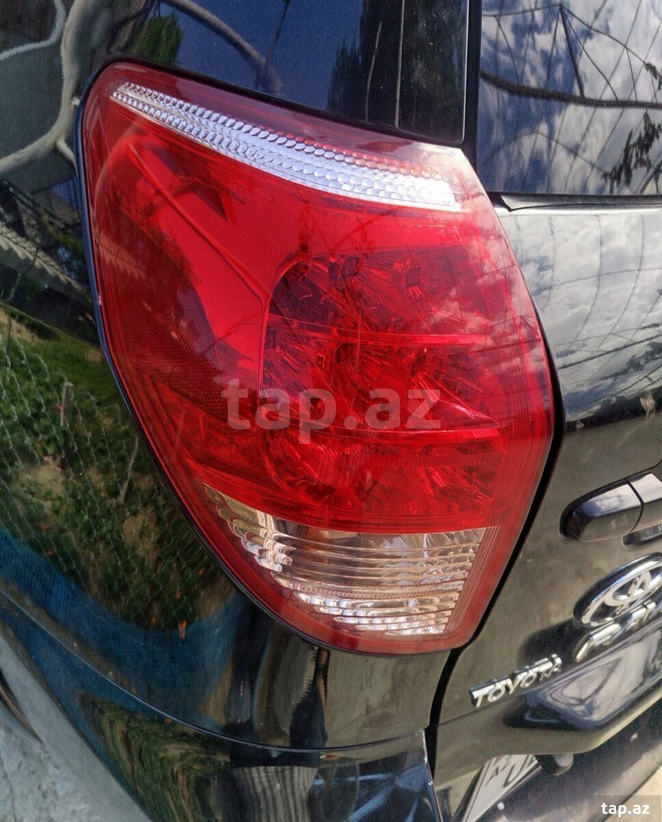 Toyota Rav 4 arxa stopu
