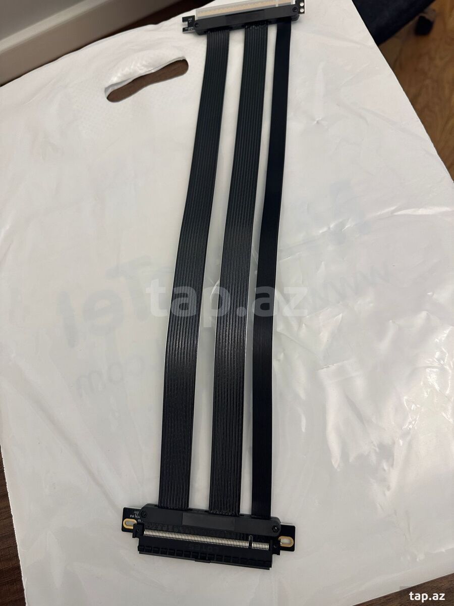 40 sm 180 dərəcə PCIe 5.0 x16 Riser kabeli