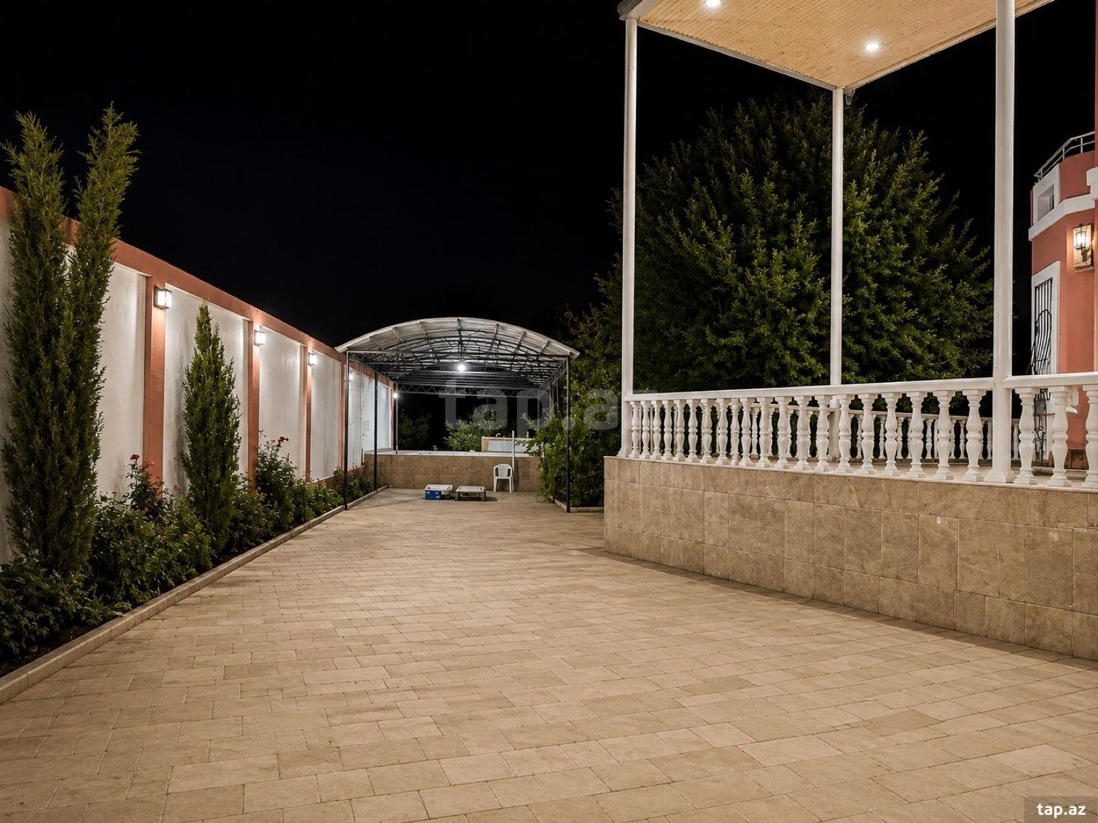Bağ evi kirayə verilir, Novxanı qəs.