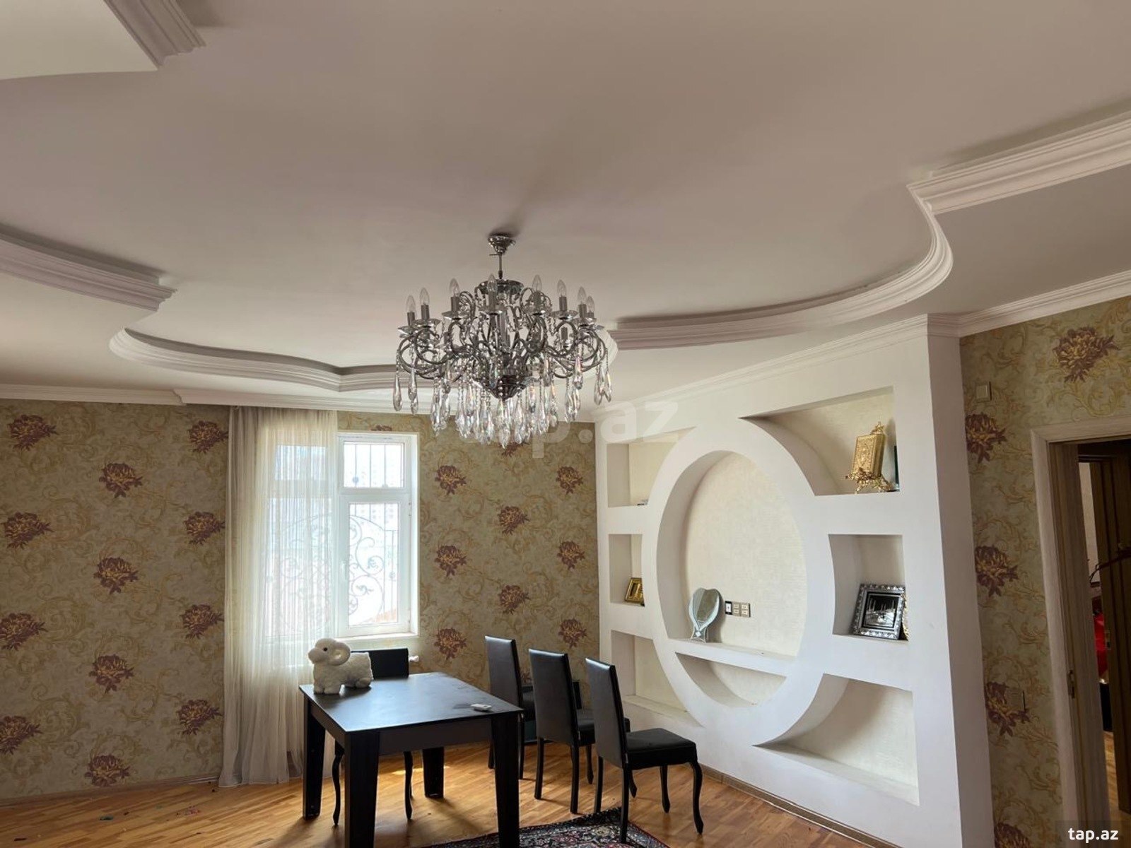 Həyət evi, Saray qəs.