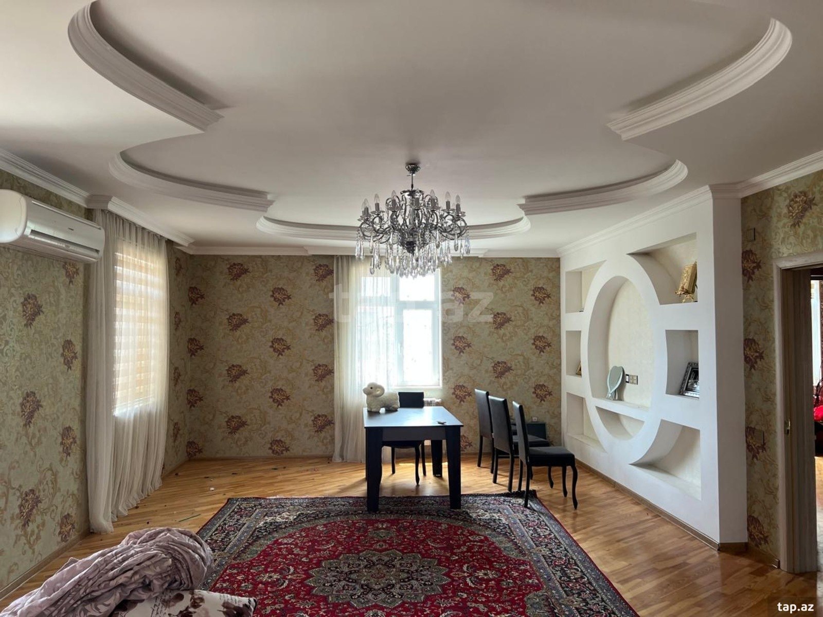 Həyət evi, Saray qəs.