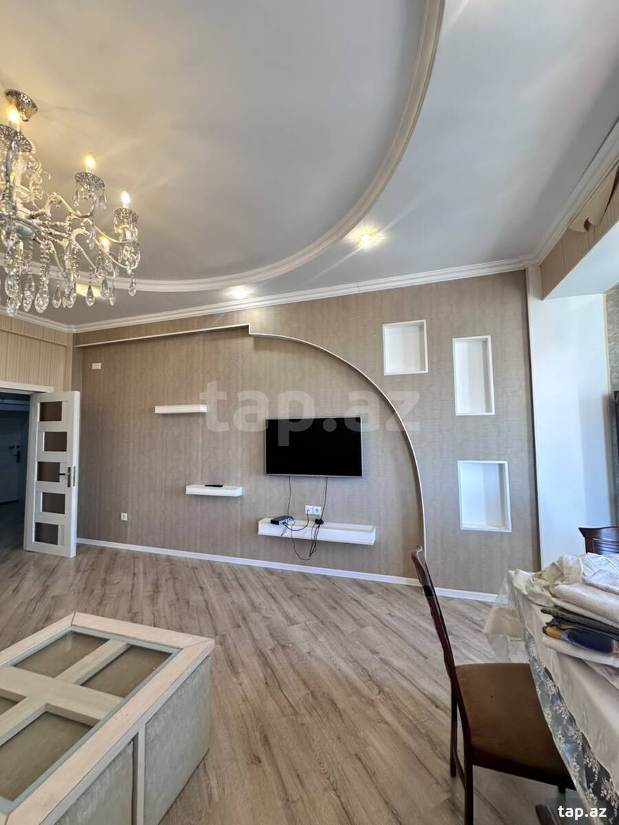 3-otaqlı yeni tikili, Nəcəfqulu Rəfiyev küç., 130 m²