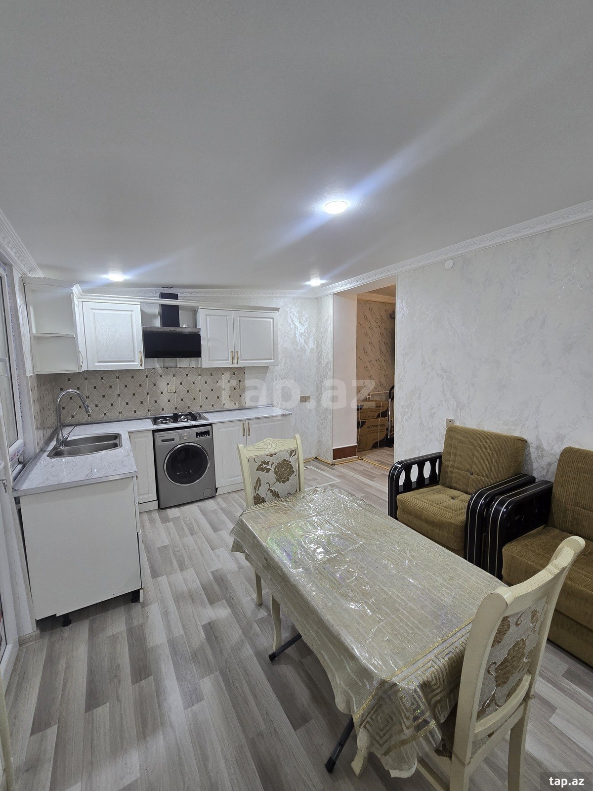 2-otaqlı mənzil kirayə verilir, Gəncə ş., 52 m²