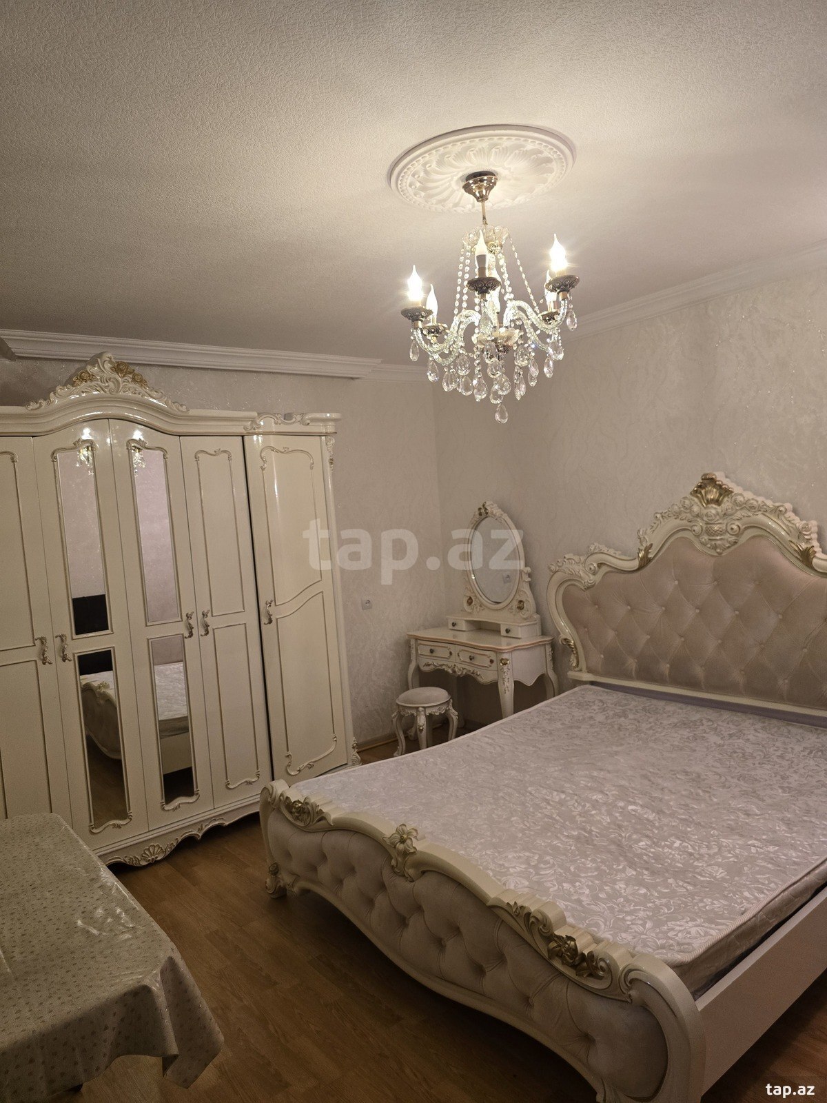 2-otaqlı mənzil kirayə verilir, Gəncə ş., 52 m²