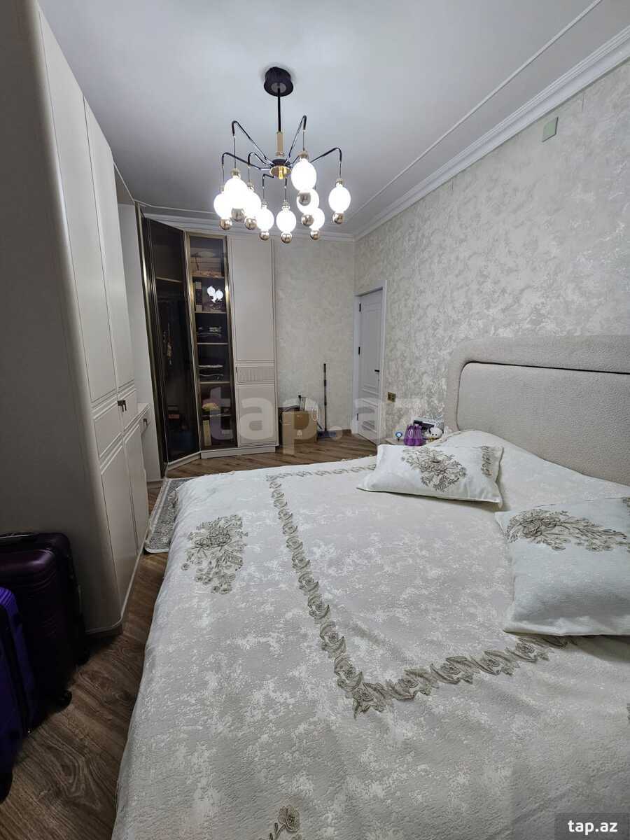 4-otaqlı mənzil, 8 Mkr., 120 m²