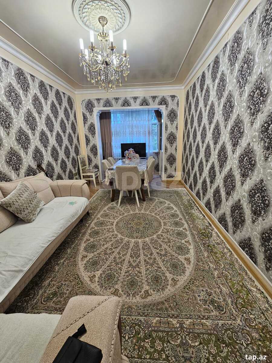 4-otaqlı mənzil, 8 Mkr., 120 m²
