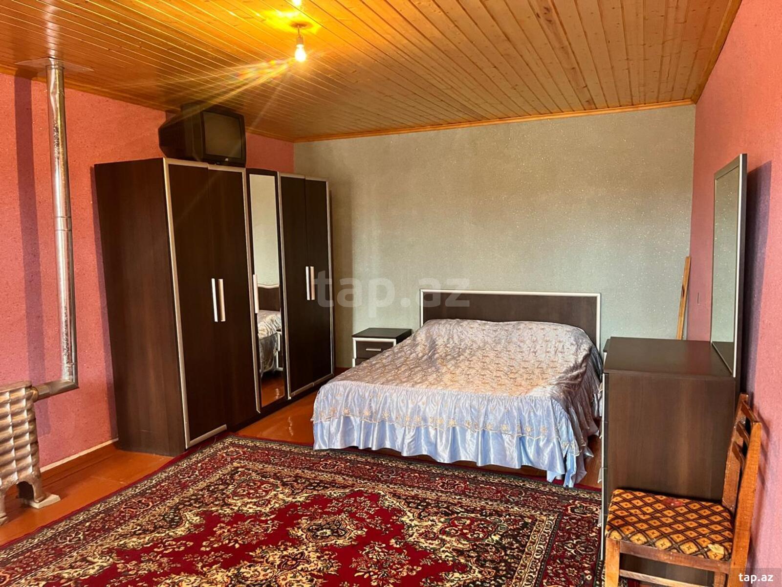 4 otaqlı həyət evi kirayə verilir, Qəbələ