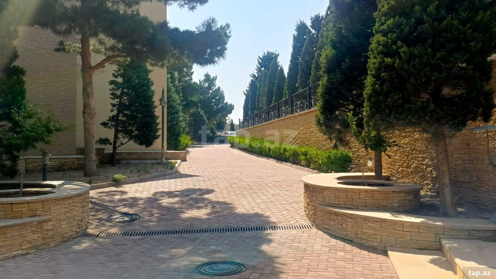Villa, Şıxov qəs.