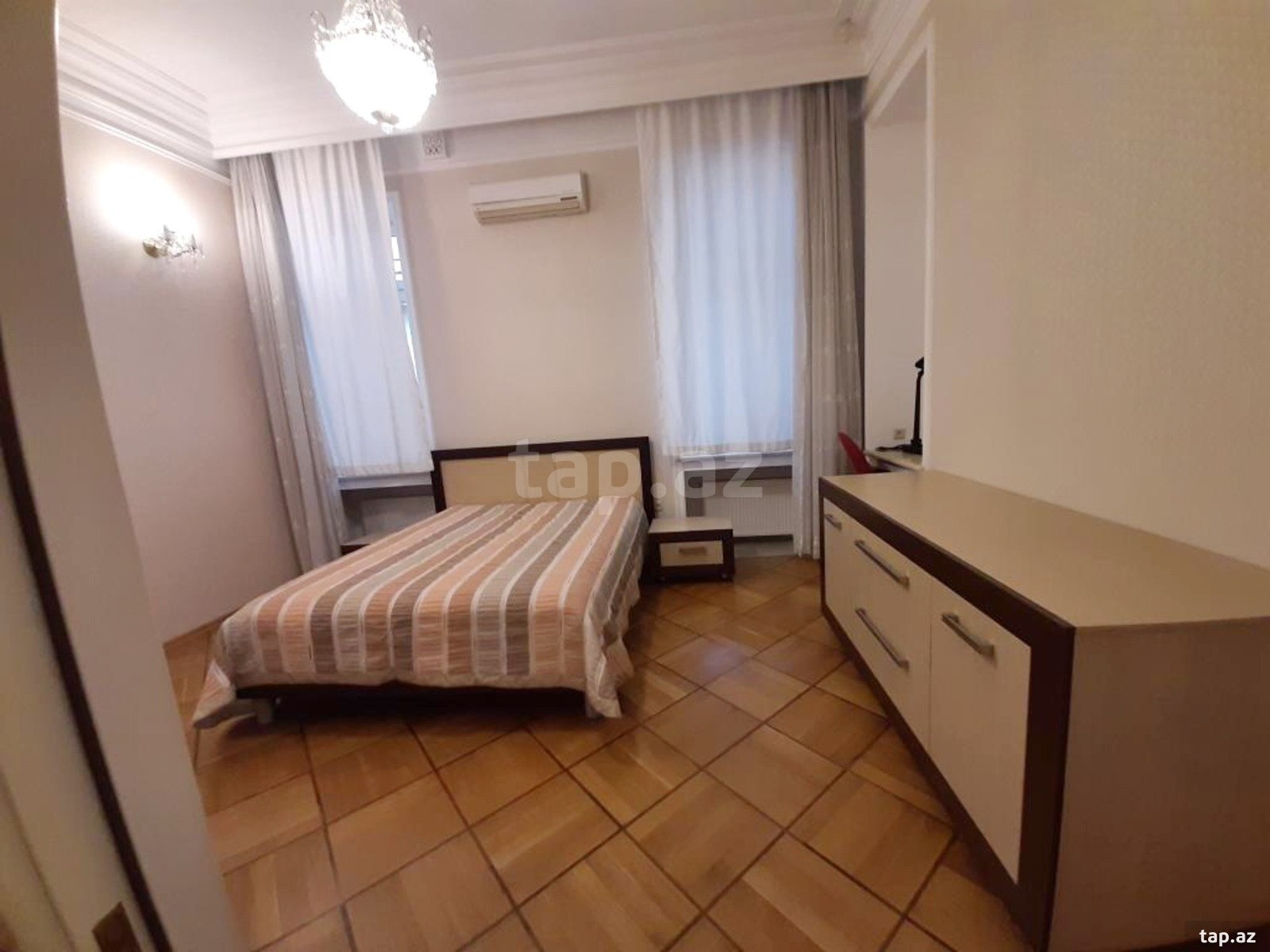 4-otaqlı mənzil kirayə verilir, Z.Əliyeva küç., 175 m²