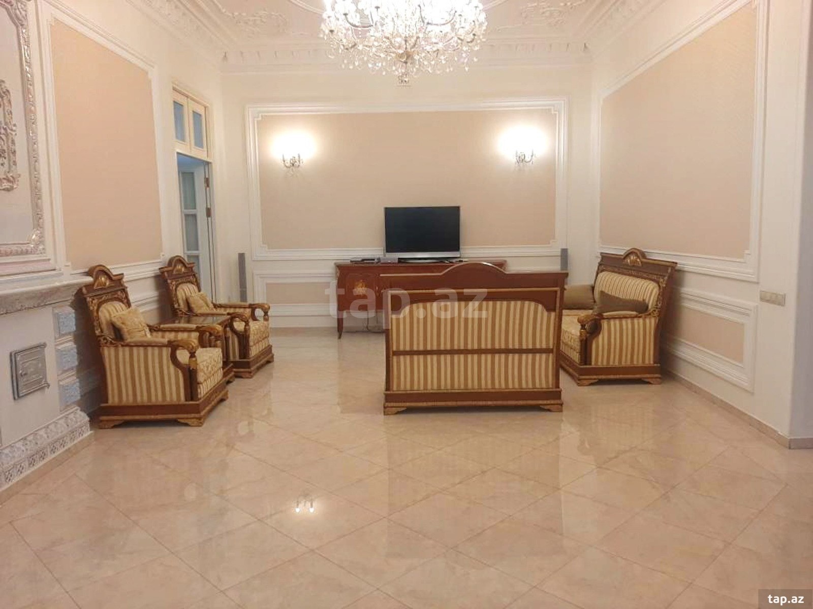 4-otaqlı mənzil kirayə verilir, Z.Əliyeva küç., 175 m²