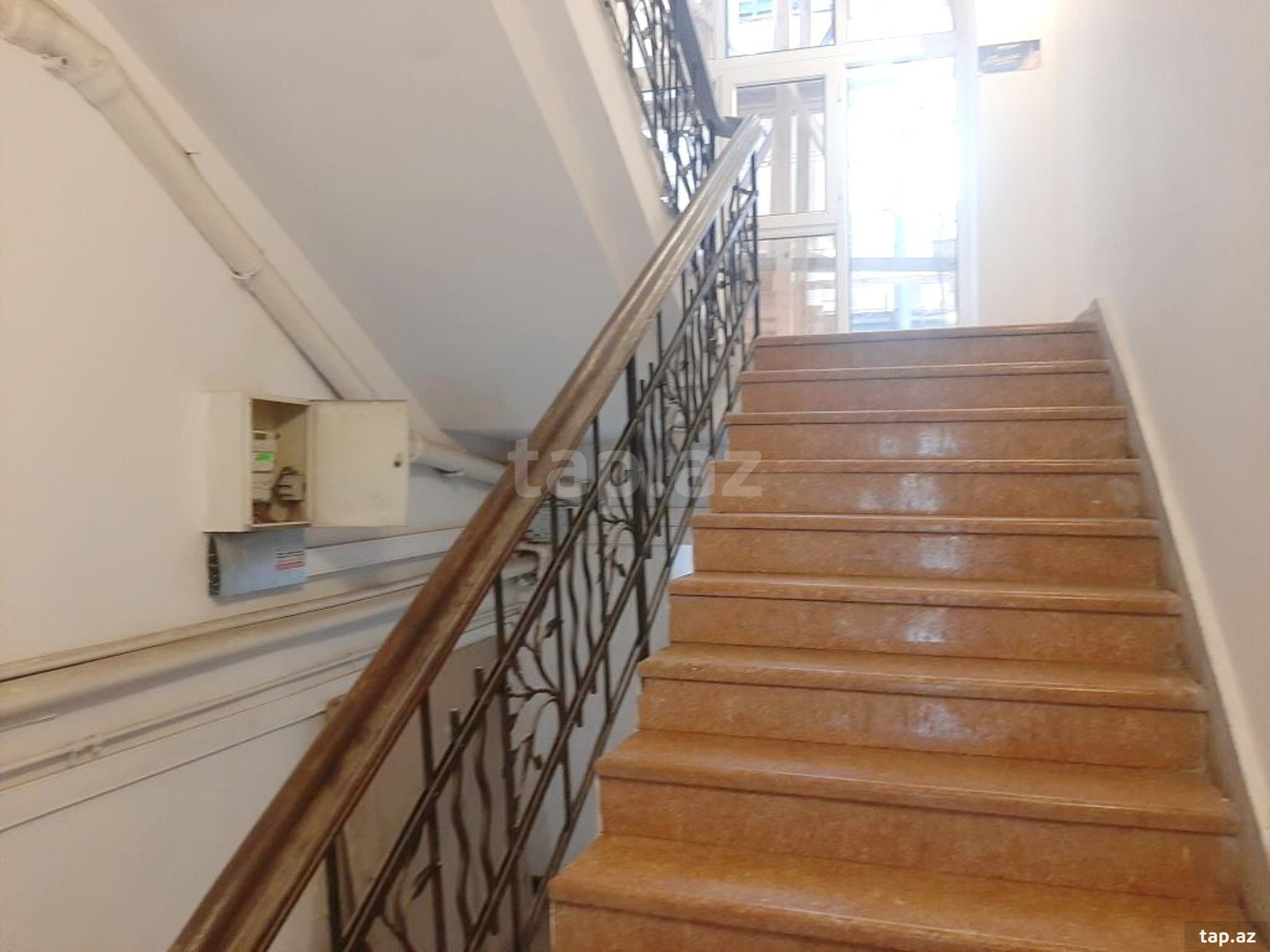 4-otaqlı mənzil kirayə verilir, Z.Əliyeva küç., 175 m²