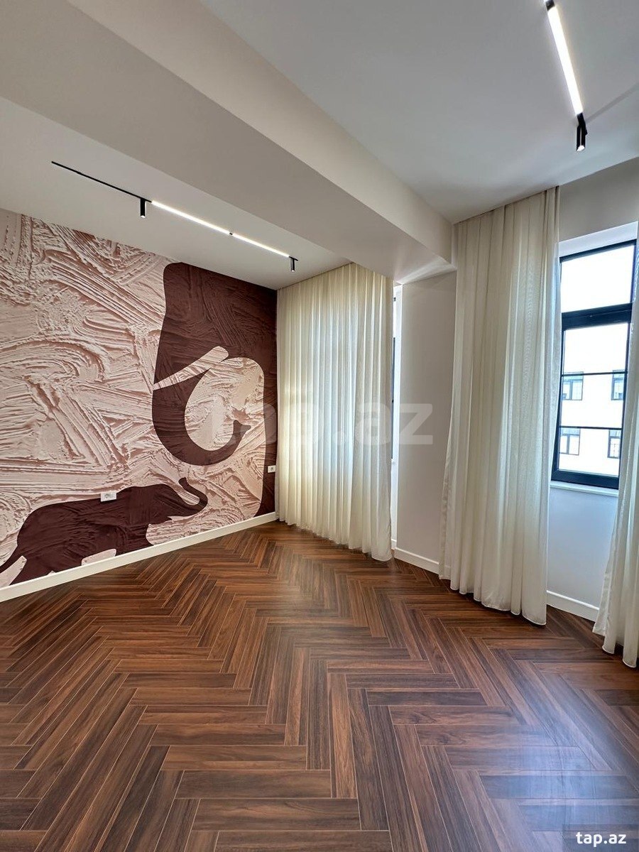 4-otaqlı yeni tikili, M. Hüseyn küç., 138 m²