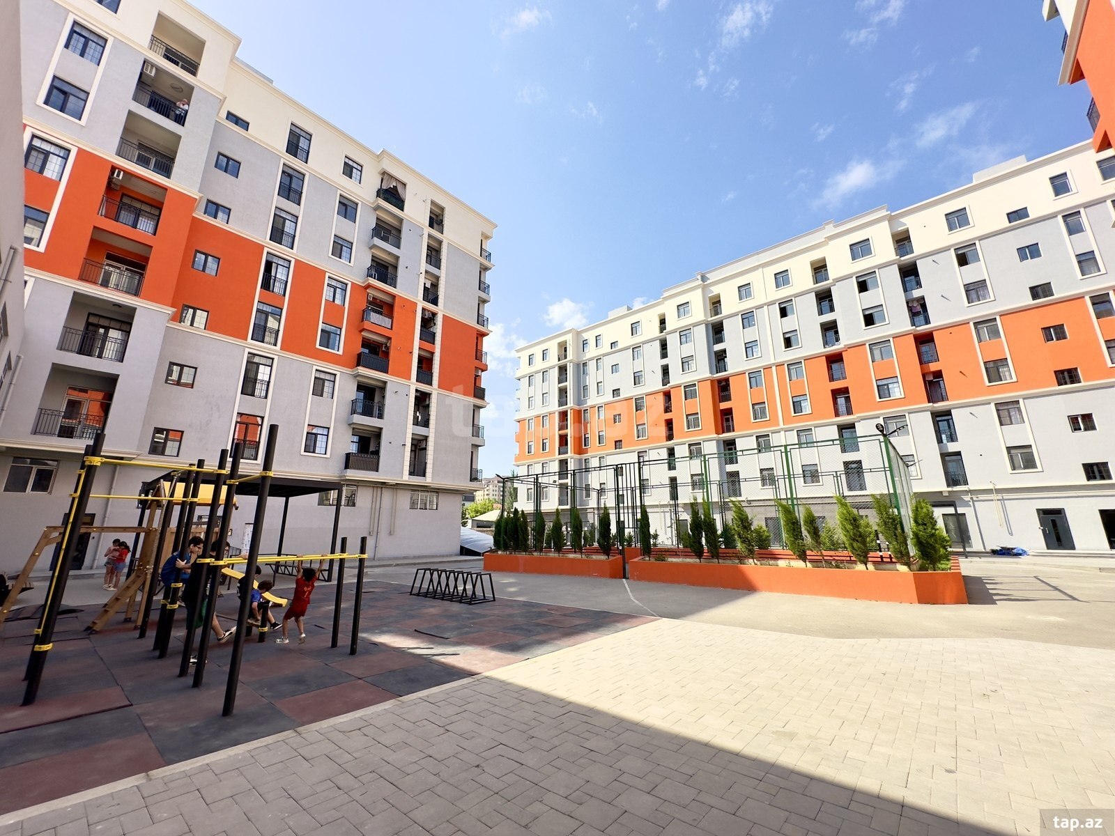 4-otaqlı yeni tikili, M. Hüseyn küç., 138 m²